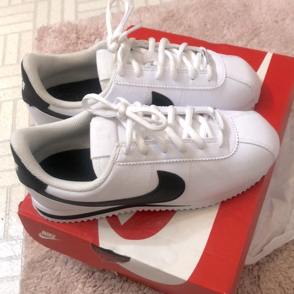 Nike Shoes - Nike Cortez Basic SL (GS)